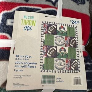 No sew throw kit ** Football theme ** vintage